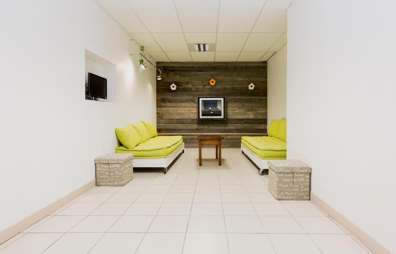 Le Catinat Fleuri Hotel Guillestre Exterior photo