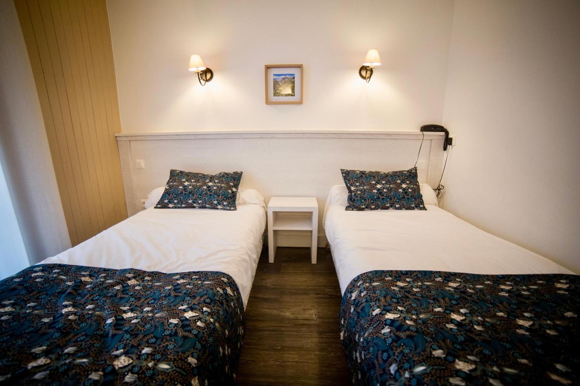 Le Catinat Fleuri Hotel Guillestre Exterior photo